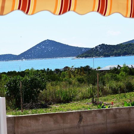 Iva Apartmani Tribalj Exterior foto